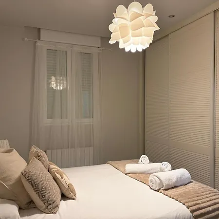 Centrico Y Moderno En * Більбао