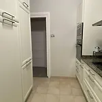 Centrico Y Moderno En Apartamento